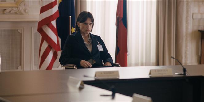 Veerle Baetens (Alexandra Weiss), dans « The Deal » (2025), série créée par Jean-Stéphane Bron et Alice Winocour. LES FILMS PELLÉAS/BANDE À PART FILMS/GAUMONT TÉLÉVISION
